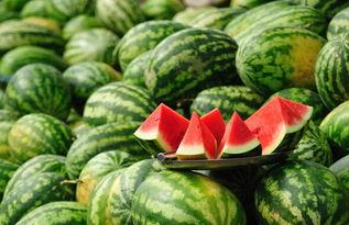 二百吃瓜,揭秘娱乐圈那些不为人知的幕后故事